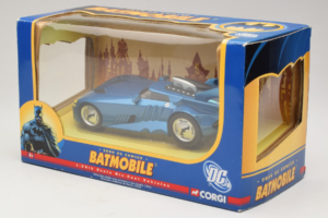 Batmobile DC Comics Corgi 1:24 77511 Metall – Bild 3 von 3