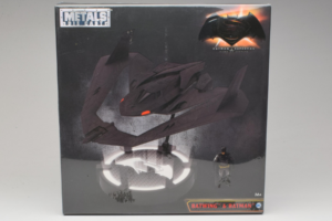 Batwing & Batman Set Metals Diecast 1:24 98325 Metall