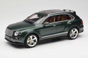 Bentley Bentayga Styling Pack Grün GT Spirit 1:18 GT133 Resin