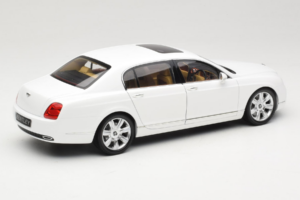 Bentley Continental Flying Spur Weiss Minichamps 1:18 100139461 Metall – Bild 3 von 8