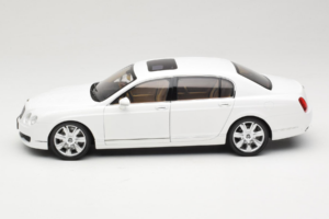 Bentley Continental Flying Spur Weiss Minichamps 1:18 100139461 Metall – Bild 4 von 8