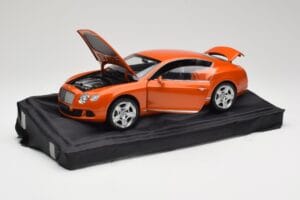 Bentley Continental GT Orange Metallic Minichamps 1:18 100139921 Metall – Bild 2 von 8
