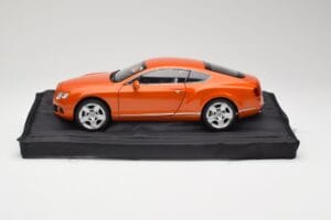 Bentley Continental GT Orange Metallic Minichamps 1:18 100139921 Metall – Bild 4 von 8