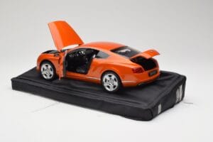Bentley Continental GT Orange Metallic Minichamps 1:18 100139921 Metall – Bild 5 von 8