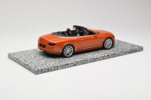 Bentley Continental GT Speed Cabriolet Orange Metallic Minichamps 1:18 107139430 Metall – Bild 2 von 6