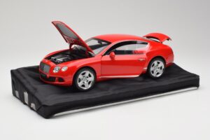 Bentley Continental GT St. James Red Minichamps 1:18 100139922 Metall – Bild 2 von 8