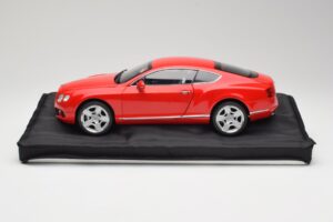 Bentley Continental GT St. James Red Minichamps 1:18 100139922 Metall – Bild 4 von 8