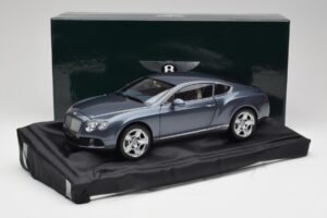 Bentley Continental GT Thunder Grau Minichamps 1:18 BL835 – Bild 8 von 8