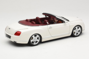 Bentley Continental GTC Weiss Minichamps 1:18 100139032 Metall – Bild 3 von 8