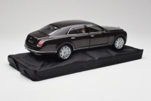 Bentley Mulsanne Burnt Oak Minichamps 1:18 100139905 Metall – Bild 3 von 8