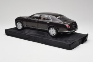 Bentley Mulsanne Burnt Oak Minichamps 1:18 100139905 Metall – Bild 7 von 8
