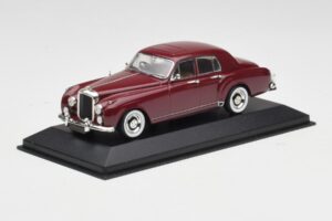 Bentley S1 Continental Flying Spur Creme Minichamps 1:43 436139551 Metall – Bild 2 von 4