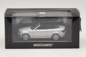 BMW 1-Series E88 Cabriolet Titan Silver Minichamps 1:43 80420427037-R1 Metall – Bild 5 von 5