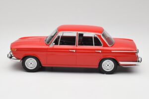 BMW 1800 Ti Karmin Rot Minichamps 1:18 107024001 Metall – Bild 3 von 6