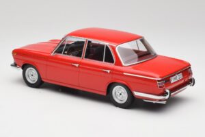 BMW 1800 Ti Karmin Rot Minichamps 1:18 107024001 Metall – Bild 5 von 6