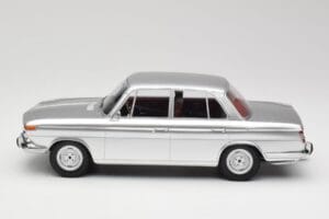 BMW 1800 Ti Silber Minichamps 1:18 107024000 Resin – Bild 3 von 6