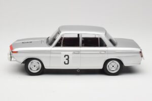 BMW 1800 TiSA #3 D. Glemser / J. Ickx 24 Hours of Spa 1965 Minichamps 1:18 155652903 Metall – Bild 3 von 6