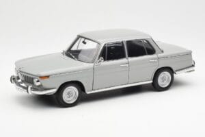 BMW 1800 TiSA Bernina Grau AUTOart 1:18 70621 Metall