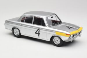 BMW 1800 TiSA #4 J. Ickx / J. van Ophem 24 Hours of Spa 1965 Winners Minichamps 1:18 107652504 Resin – Bild 4 von 6