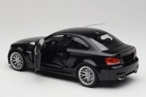 BMW 1M Coupe E82 Black Metallic Minichamps 1:18 110020021 Metall – Bild 5 von 8