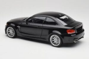 BMW 1M Coupe E82 Black Metallic Minichamps 1:18 110020021 Metall – Bild 7 von 8