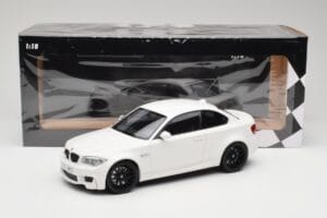 BMW 1M Coupe E82 Weiss Minichamps 1:18 110020022 Metall – Bild 8 von 8