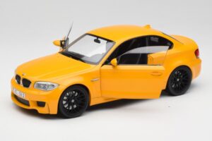 BMW 1M Coupe E82 Gelb Minichamps 1:18 110020026 Metall – Bild 2 von 8