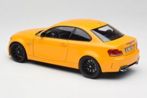 BMW 1M Coupe E82 Gelb Minichamps 1:18 110020026 Metall – Bild 7 von 8