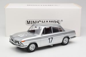 BMW 2000 Ti #17 J. Ickx / H. Hahne 24 Hours of Spa 1966 Winners Minichamps 1:18 107662517 Resin – Bild 6 von 6