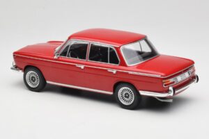 BMW 2000 121 Rot MCG 1:18 MCG18543 Metall – Bild 5 von 6