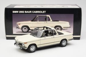 BMW 2002 Baur Cabriolet E10 Chamonix Weiss AUTOart 1:18 70532 Metall – Bild 8 von 8