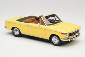 BMW 2002 Cabriolet Hellgrün Minichamps 1:18 80430145820 Metall – Bild 6 von 8
