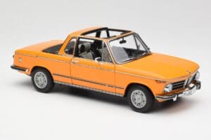 BMW 2002 E10 Cabriolet Colorado Orange AUTOart 1:18 80430300713 Metall – Bild 6 von 8