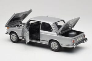 BMW 2002 Tii Polaris Silber AUTOart 1:18 80430146517 Metall – Bild 5 von 8
