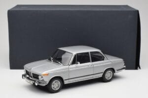 BMW 2002 Tii Polaris Silber AUTOart 1:18 80430146517 Metall – Bild 8 von 8