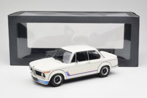 BMW 2002 Tii Turbo Alpine White Minichamps 1:18 155026200 Metall – Bild 6 von 6