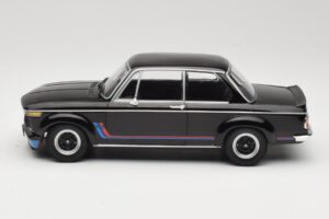BMW 2002 Turbo Schwarz Minichamps 1:18 155026204 Metall – Bild 3 von 6