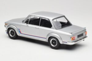 BMW 2002 Turbo E10 Silber Minichamps 1:18 155026201 Metall – Bild 5 von 6