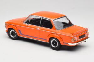 BMW 2002 Turbo Orange Minichamps 1:18 155026202 Metall – Bild 5 von 6