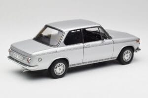BMW 2002tii Silber AUTOart 1:18 80430151479 Metall – Bild 3 von 8