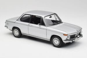 BMW 2002tii Silber AUTOart 1:18 80430151479 Metall – Bild 6 von 8