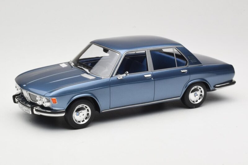 BMW 2500 E3 Blue Metallic BoS Models 1:18 BOS030 Resin