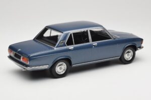 BMW 2500 E3 Blue Metallic Minichamps 1:18 155029200 Metall – Bild 2 von 6