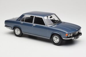 BMW 2500 E3 Blue Metallic Minichamps 1:18 155029200 Metall – Bild 4 von 6