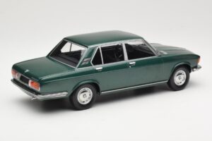 BMW 2500 E3 Green Metallic Minichamps 1:18 155029201 Metall – Bild 2 von 6