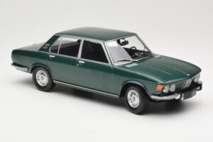 BMW 2500 E3 Green Metallic Minichamps 1:18 155029201 Metall – Bild 4 von 6