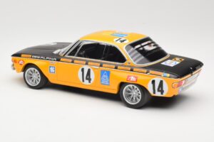 BMW 2800 CS BMW Alpina #14 H. Kelleners / G. Huber Winners 24 Hours of Spa 1970 Minichamps 1:18 155702714 Metall – Bild 5 von 6