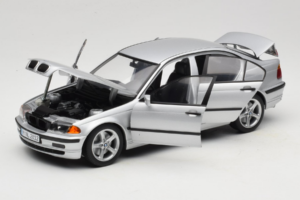 BMW 3 Series E46 Silber UT Models 1:18 80439421535 Metall – Bild 2 von 8