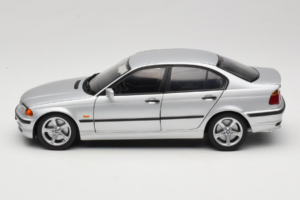 BMW 3 Series E46 Silber UT Models 1:18 80439421535 Metall – Bild 4 von 8