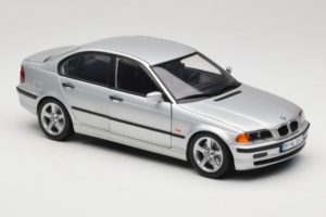BMW 3 Series E46 Silber UT Models 1:18 80439421535 Metall – Bild 6 von 8